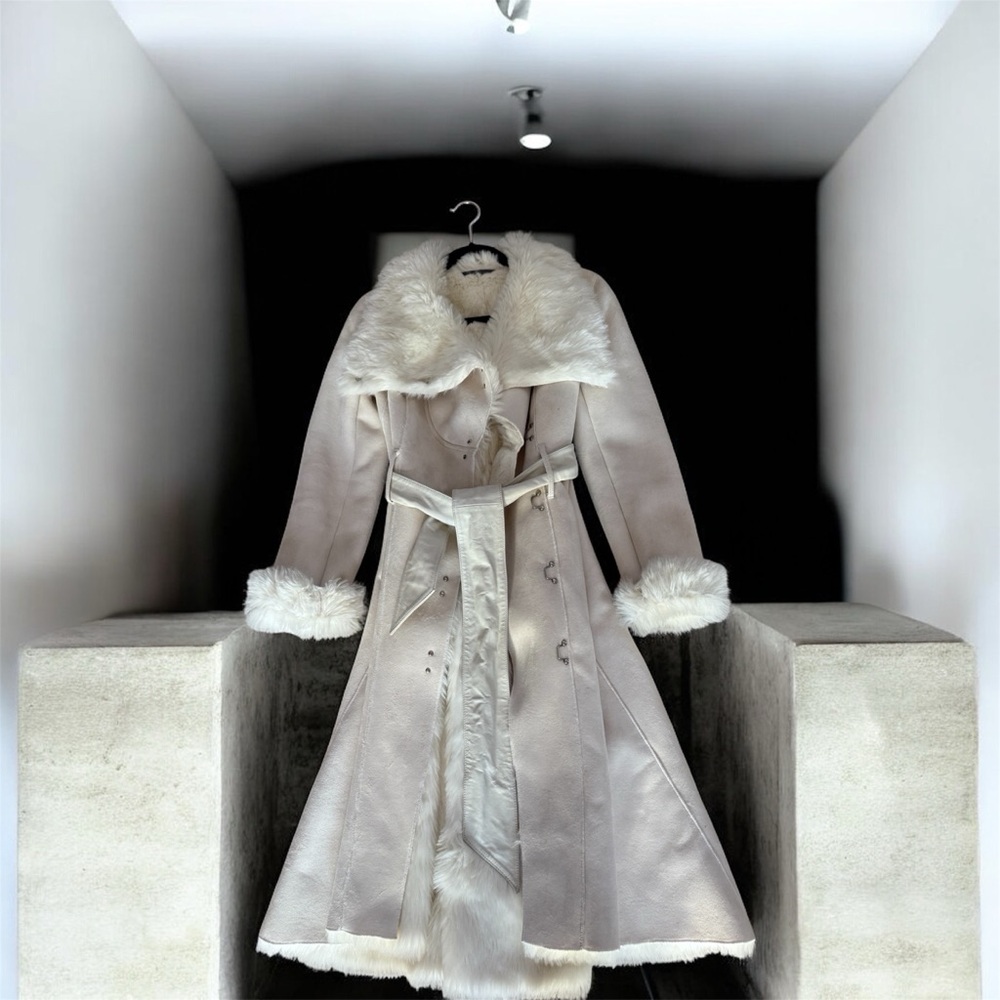 Armani Exchange - Elegant White Faux Fur Trimmed winter coat. 42” long